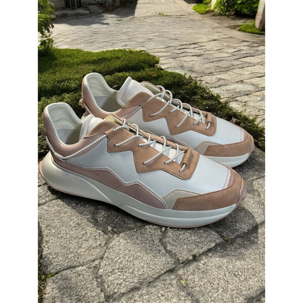 Stuart Weitzman SW 1 Poudre Sneakers - Size 11B  EUC